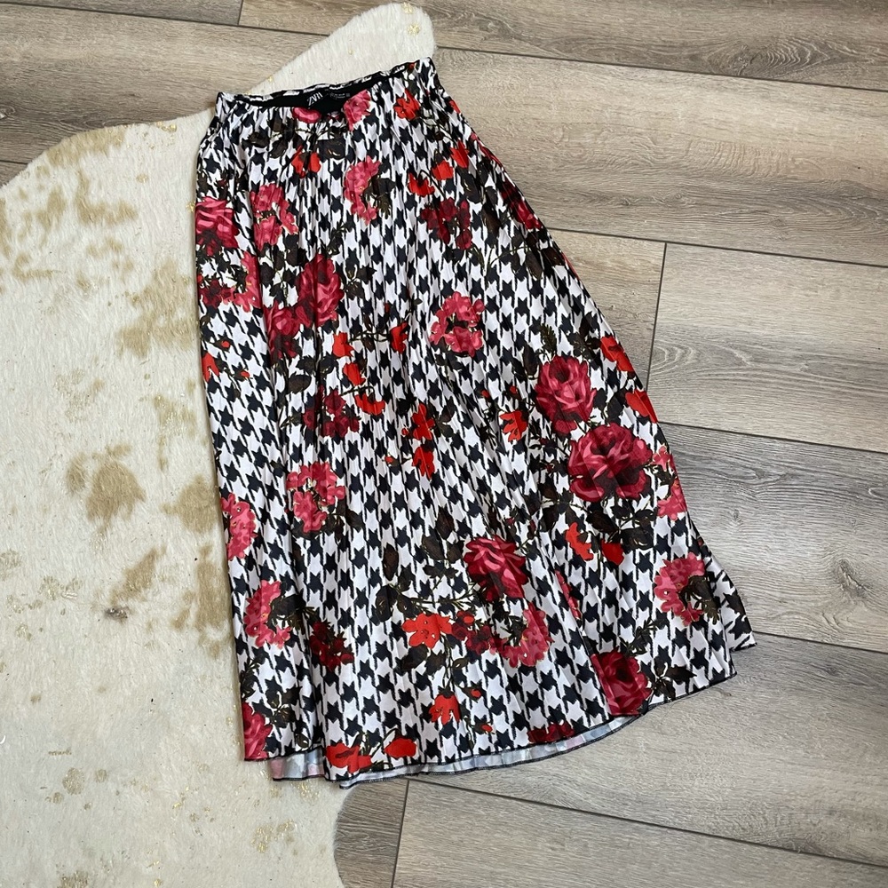 Zara houndstooth floral print pleated midi skirt
